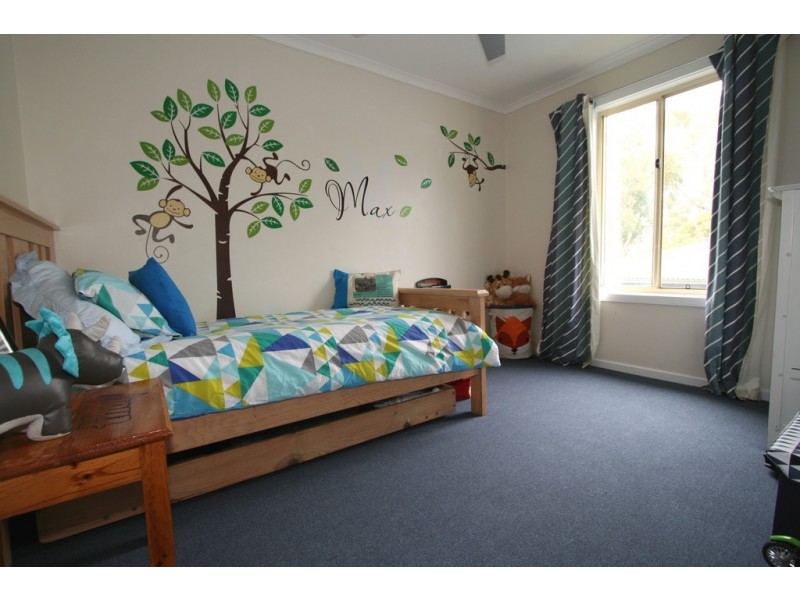 10 Teddy Bear Lane, Cowes VIC 3922