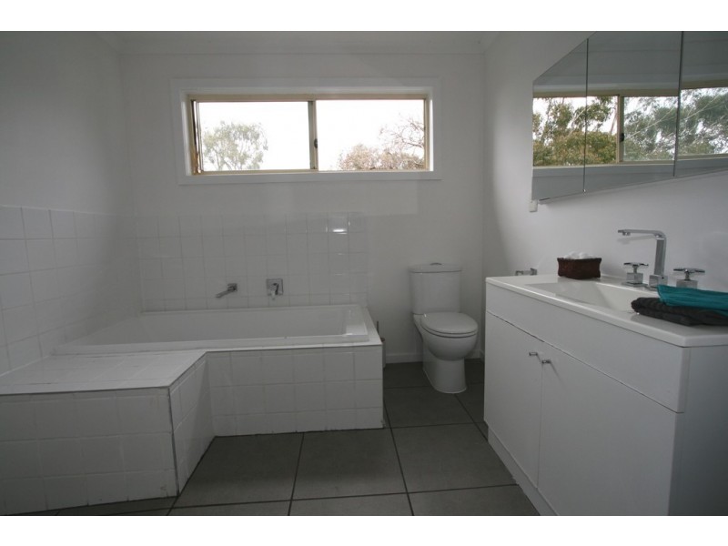 10 Teddy Bear Lane, Cowes VIC 3922