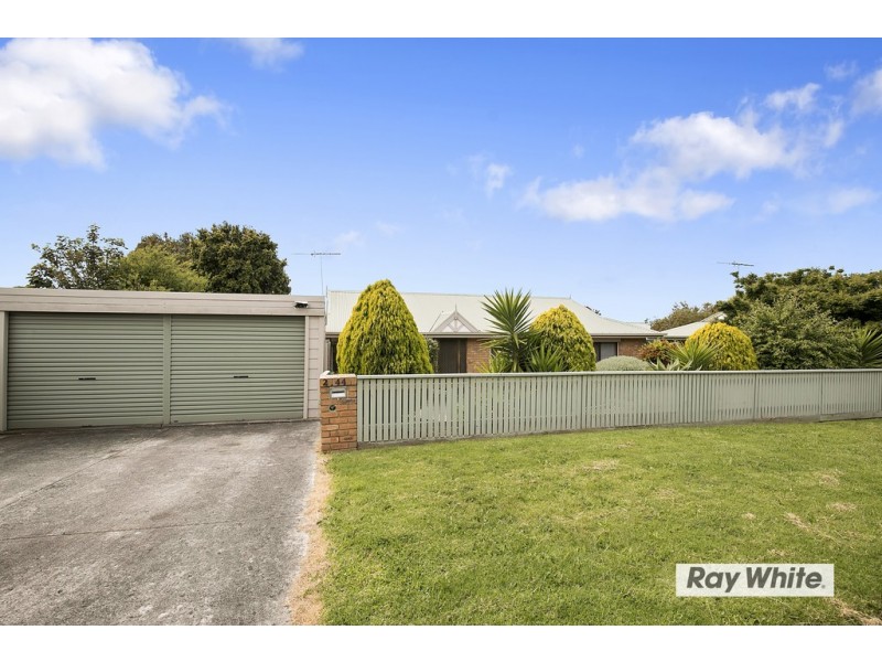 2/44 Walton Street, Cowes VIC 3922