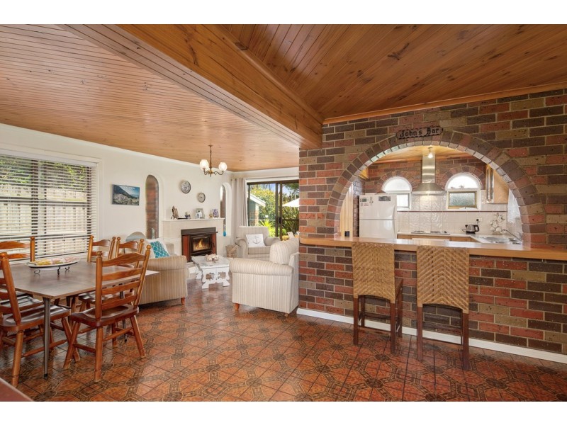 8 Bowcombe Crescent, Ventnor VIC 3922