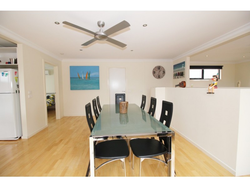 2/117 Back Beach Road, Smiths Beach VIC 3922