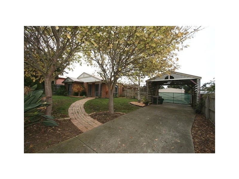 16 Manna Gum Drive, Cowes VIC 3922