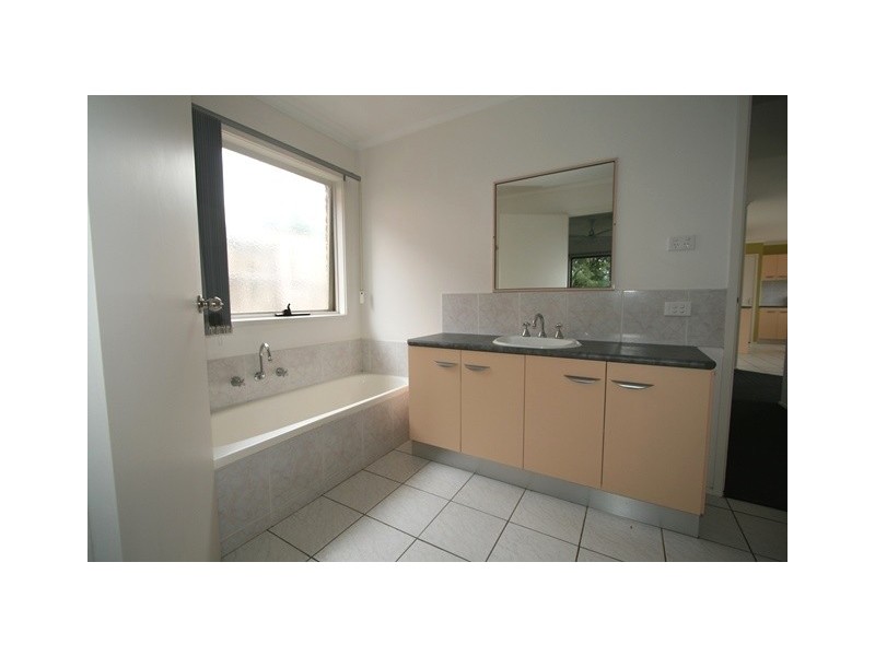 16 Manna Gum Drive, Cowes VIC 3922