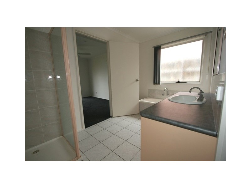 16 Manna Gum Drive, Cowes VIC 3922