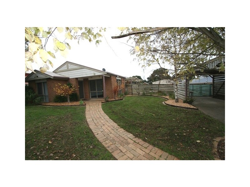 16 Manna Gum Drive, Cowes VIC 3922