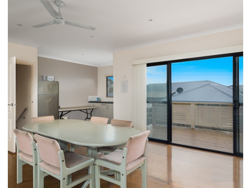 14 Roderick Close, Cowes VIC 3922