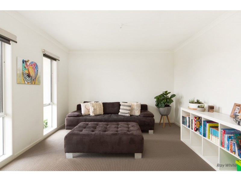 6 Shelly Court, Cowes VIC 3922