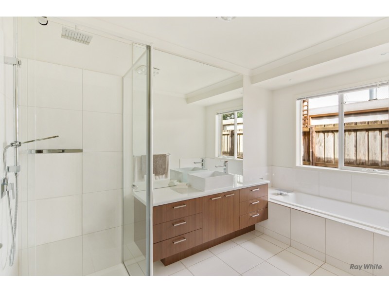 6 Shelly Court, Cowes VIC 3922