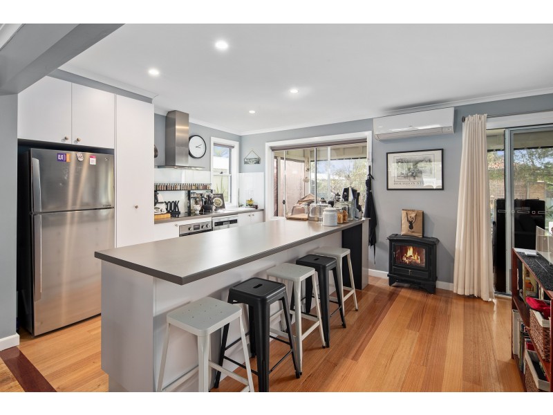 42 Church Street, Cowes VIC 3922