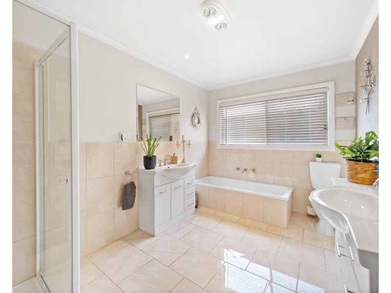 22 Bermagui Crescent, Sunset Strip VIC 3922