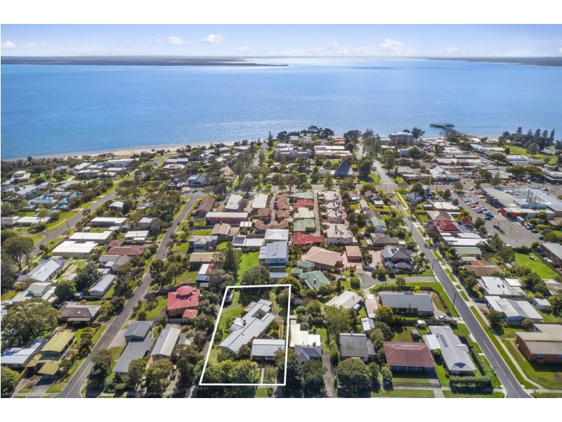 100 Church Street, Cowes VIC 3922