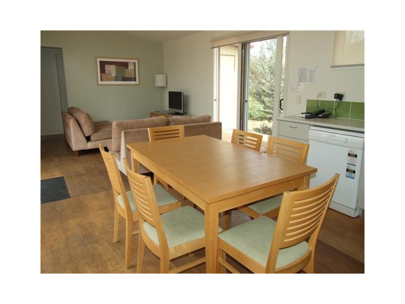236/2124 Phillip Island Road, Cowes VIC 3922