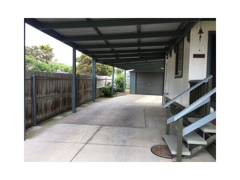 1 Rita Avenue, Cowes VIC 3922