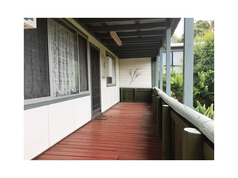 1 Rita Avenue, Cowes VIC 3922