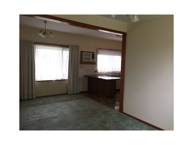 1 Rita Avenue, Cowes VIC 3922