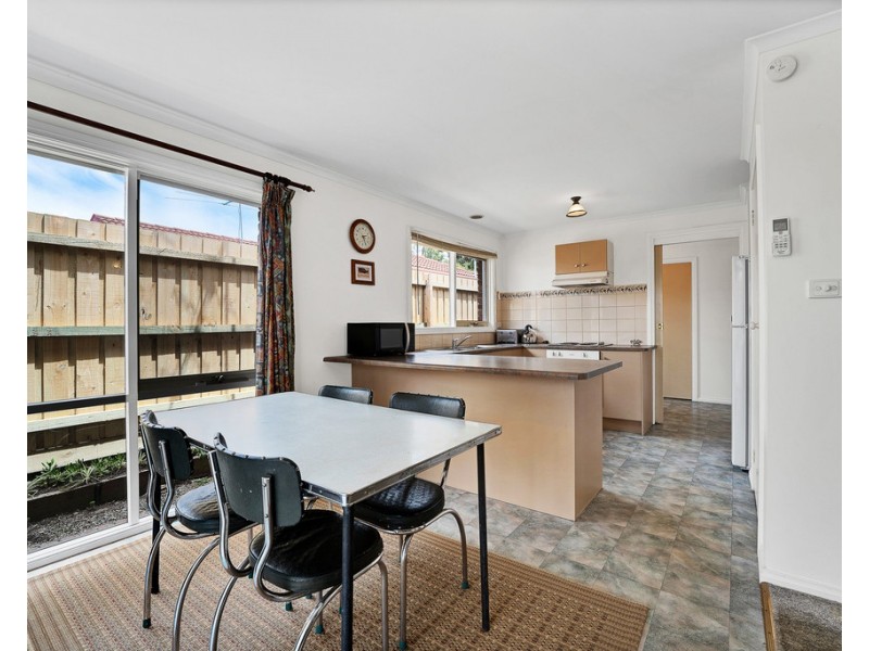 75 Wyndham Avenue, Cowes VIC 3922