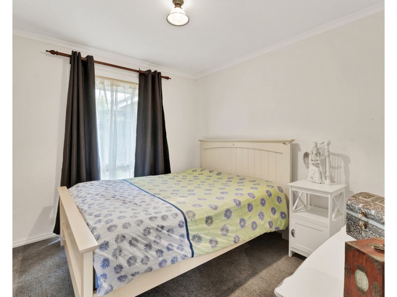 75 Wyndham Avenue, Cowes VIC 3922