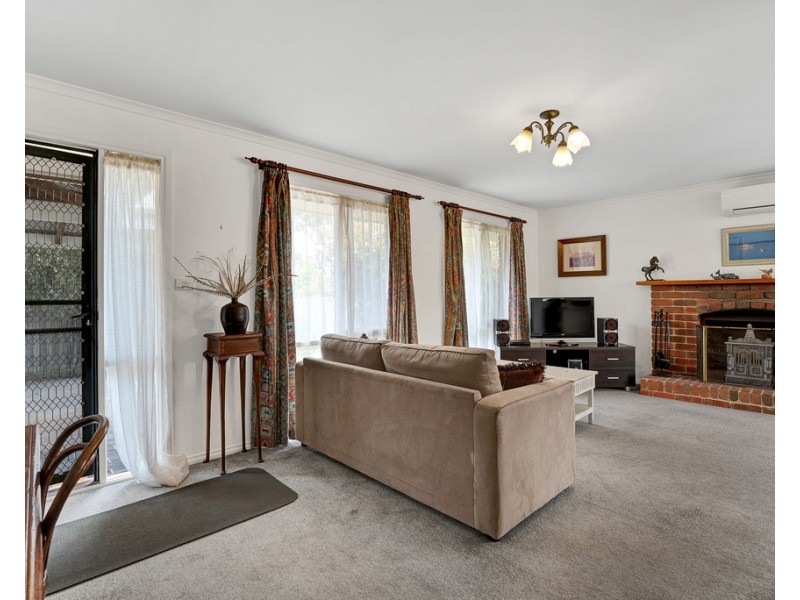 75 Wyndham Avenue, Cowes VIC 3922