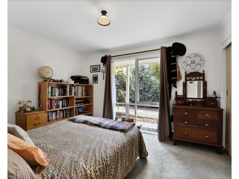 75 Wyndham Avenue, Cowes VIC 3922