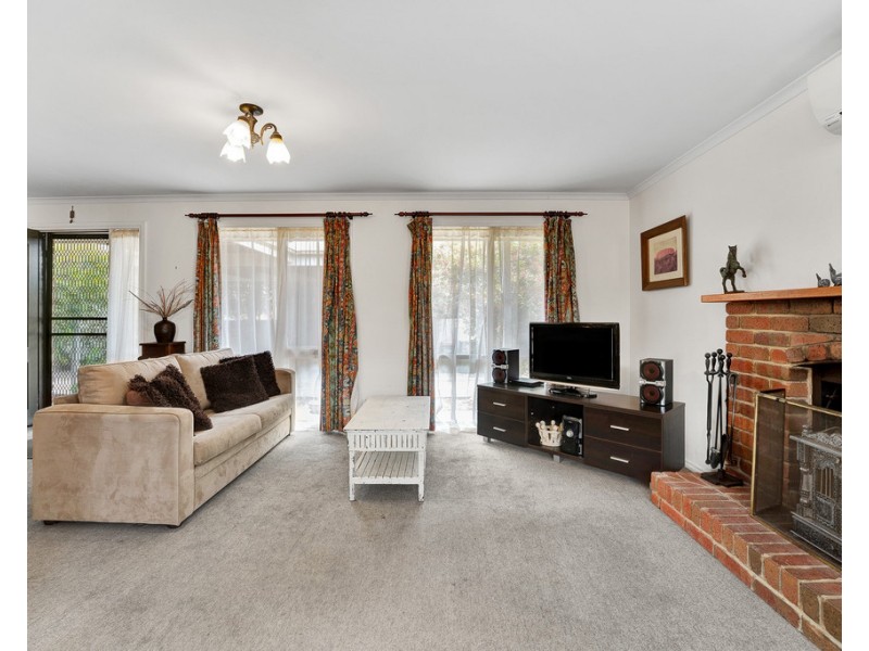 75 Wyndham Avenue, Cowes VIC 3922