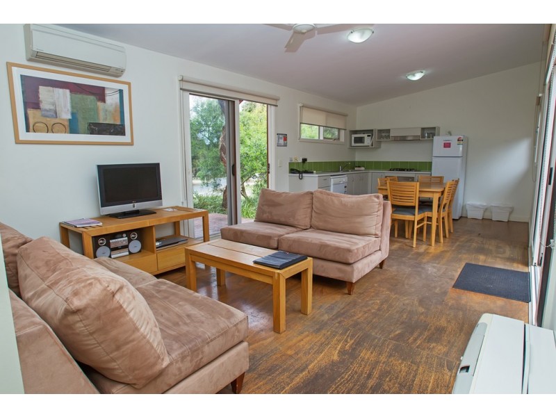 142/2128 Phillip Island Road, Cowes VIC 3922