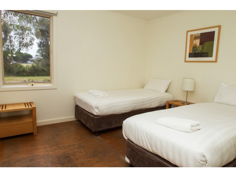 142/2128 Phillip Island Road, Cowes VIC 3922