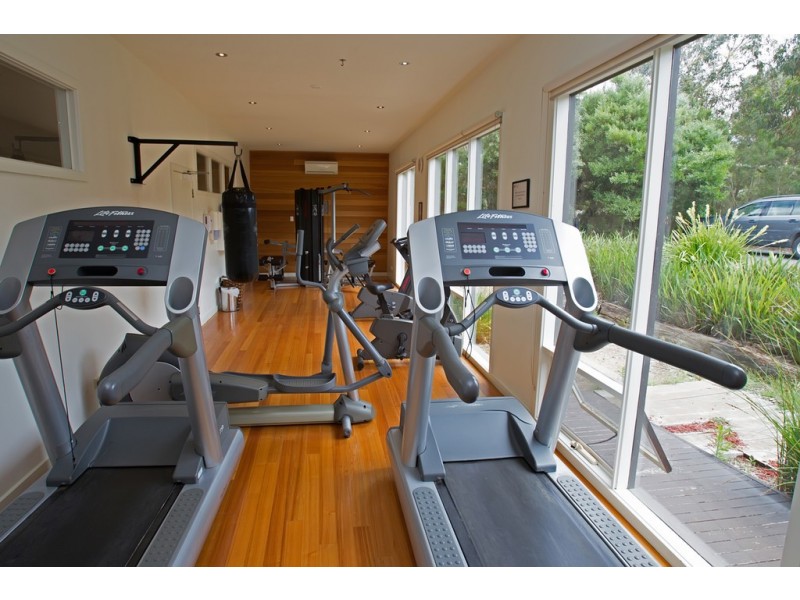 142/2128 Phillip Island Road, Cowes VIC 3922