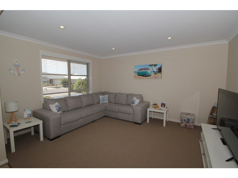 7 Shoalhaven Road, Cowes VIC 3922