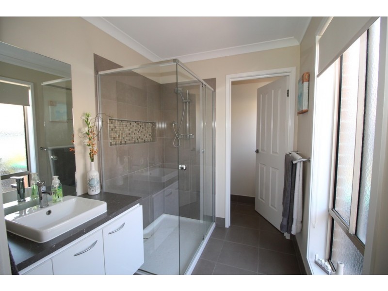 7 Shoalhaven Road, Cowes VIC 3922