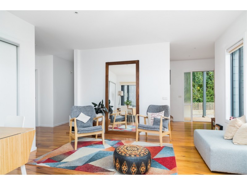 1A Hollywood Crescent, Smiths Beach VIC 3922