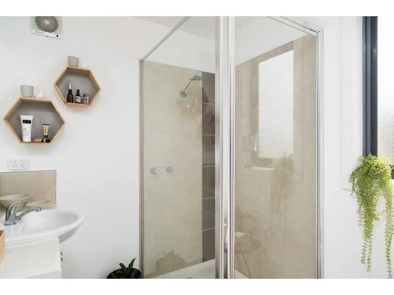 1A Hollywood Crescent, Smiths Beach VIC 3922