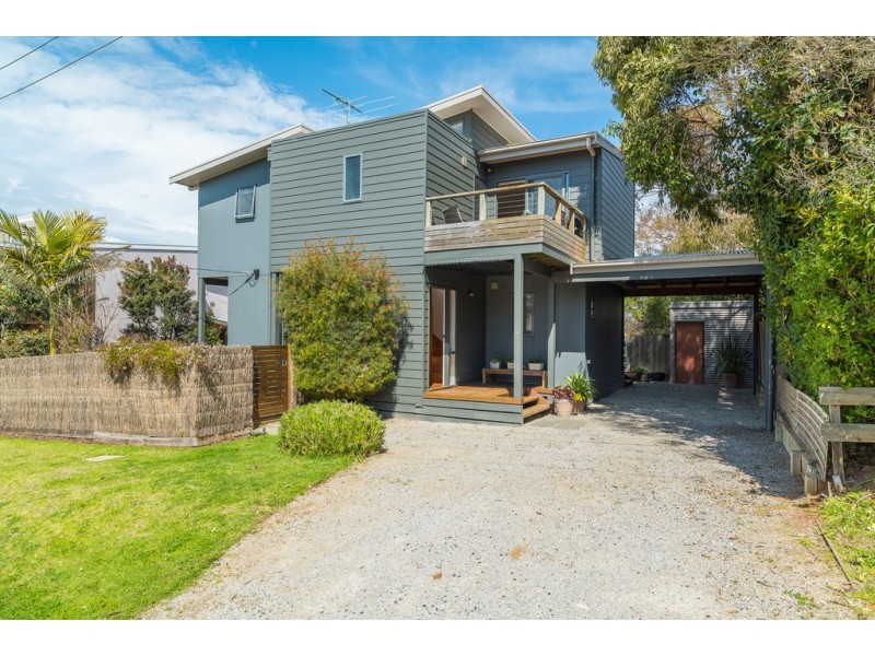 1A Hollywood Crescent, Smiths Beach VIC 3922