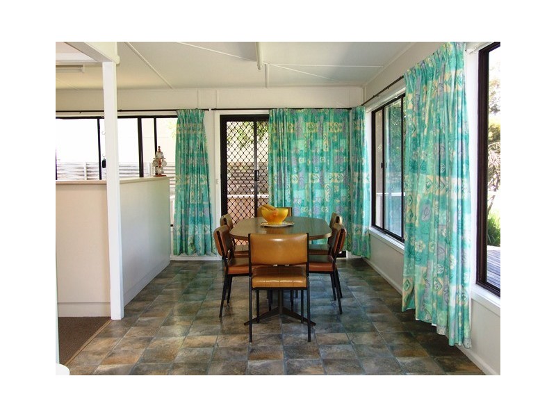 1/8 McHaffie Drive, Cowes VIC 3922