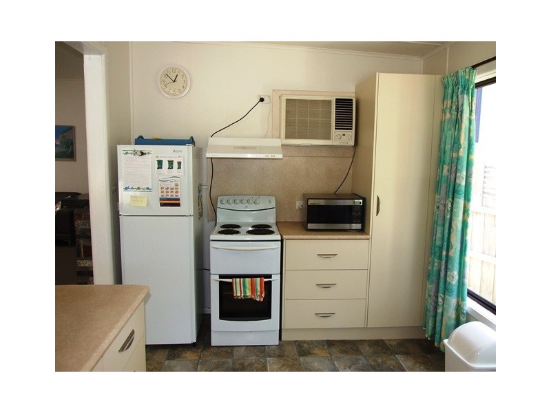 1/8 McHaffie Drive, Cowes VIC 3922