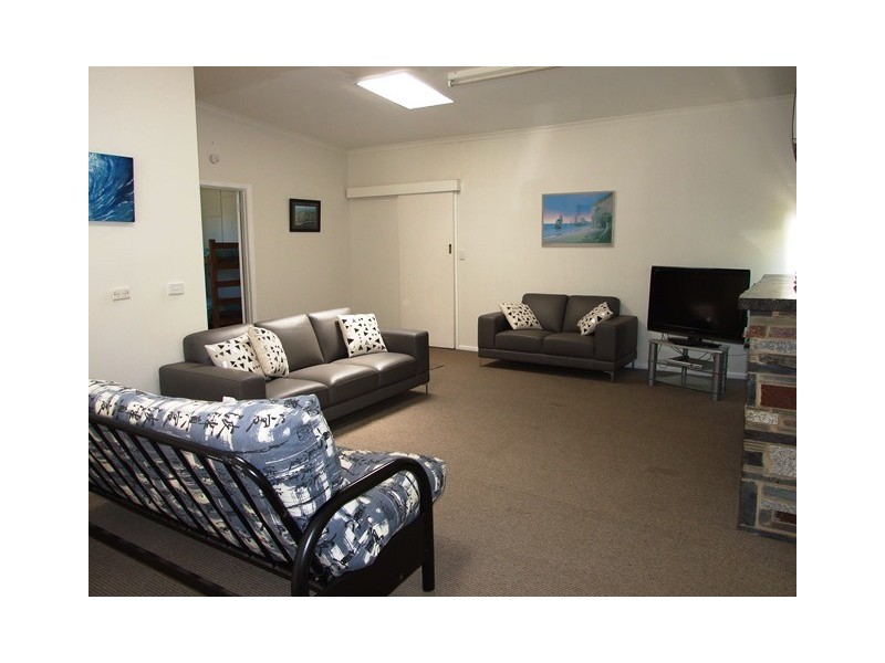 1/8 McHaffie Drive, Cowes VIC 3922