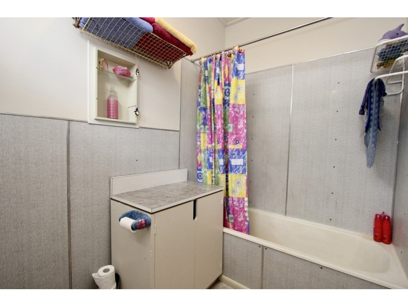 13 Devon Avenue, Cowes VIC 3922