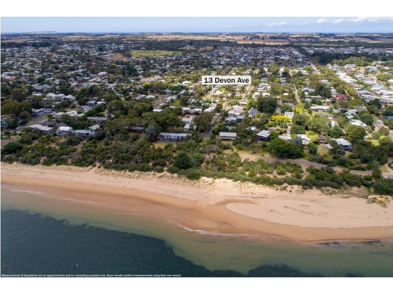 13 Devon Avenue, Cowes VIC 3922