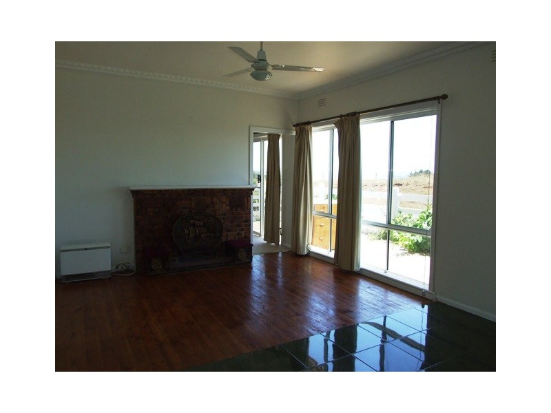 1-3 Phillip Island Road, San Remo VIC 3925