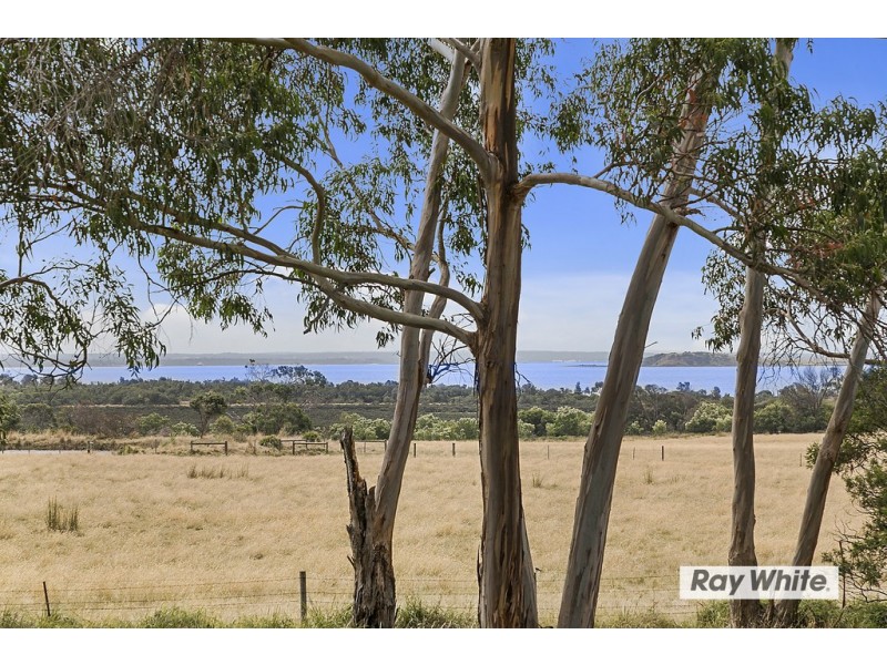 65 McIlwraith Road, Rhyll VIC 3923