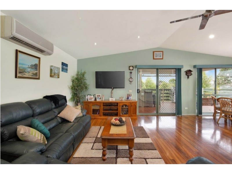 5 Amanda Close, Cowes VIC 3922