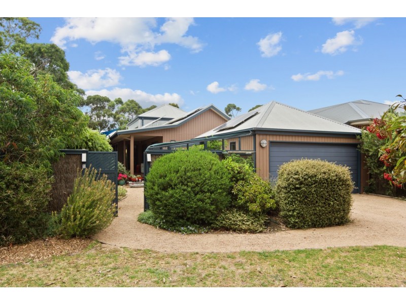 1 Tedwood Court, Silverleaves VIC 3922
