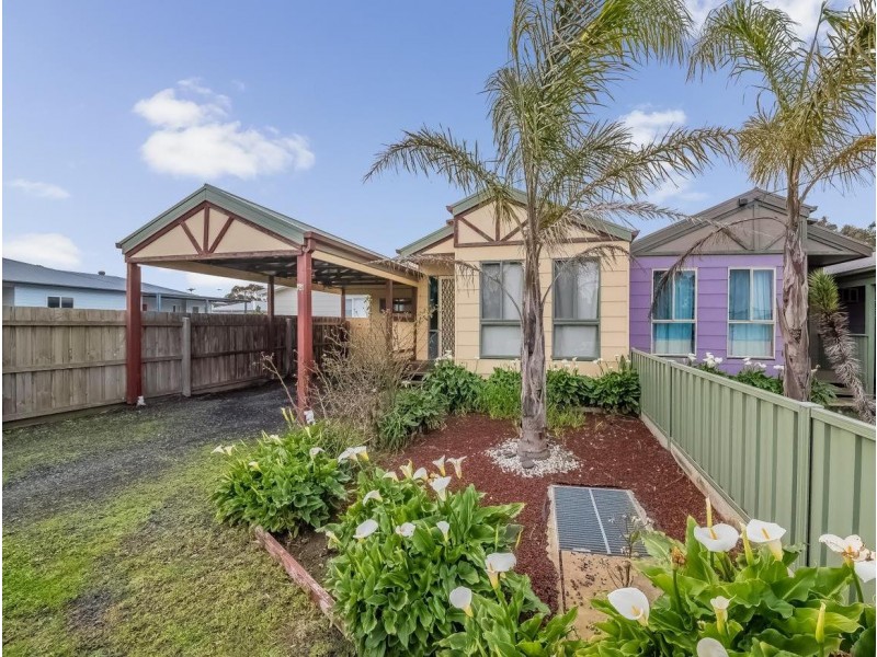 9a Golden Court, Sunset Strip VIC 3922