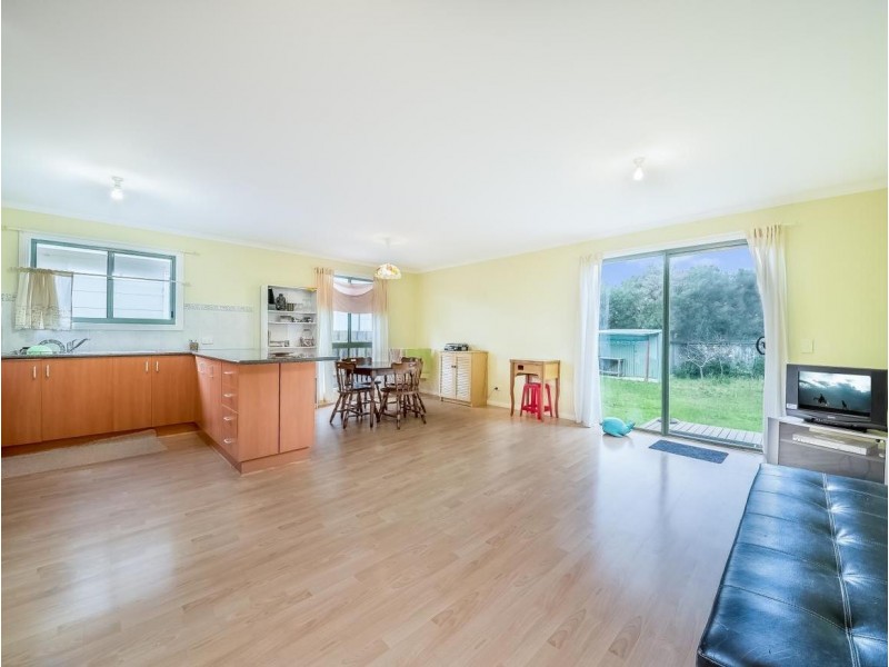 9a Golden Court, Sunset Strip VIC 3922