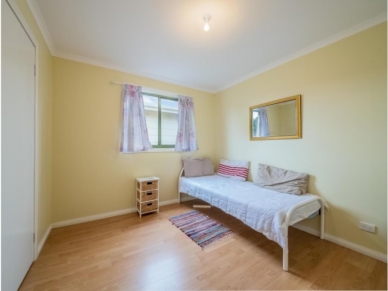 9a Golden Court, Sunset Strip VIC 3922