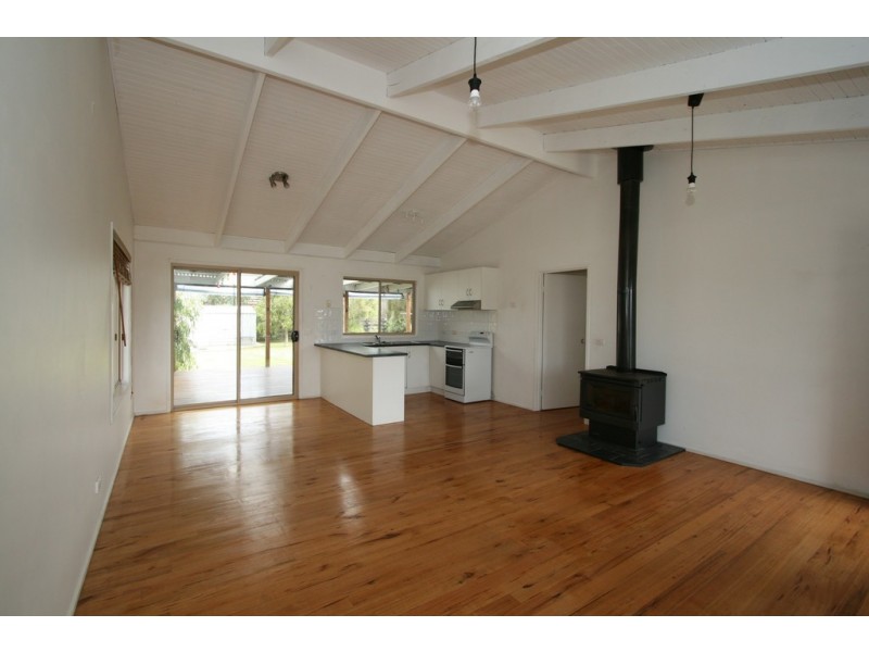19 Sinclair Avenue, Surf Beach VIC 3922