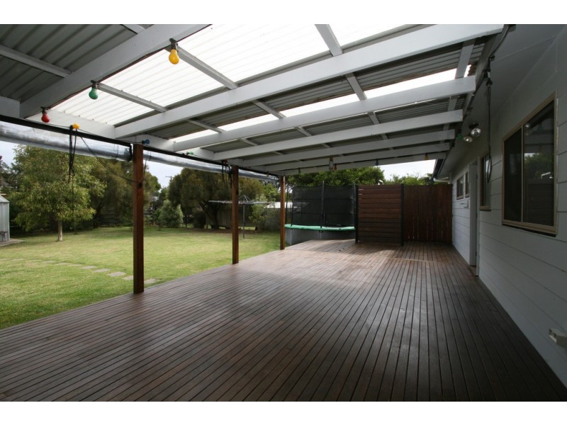 19 Sinclair Avenue, Surf Beach VIC 3922