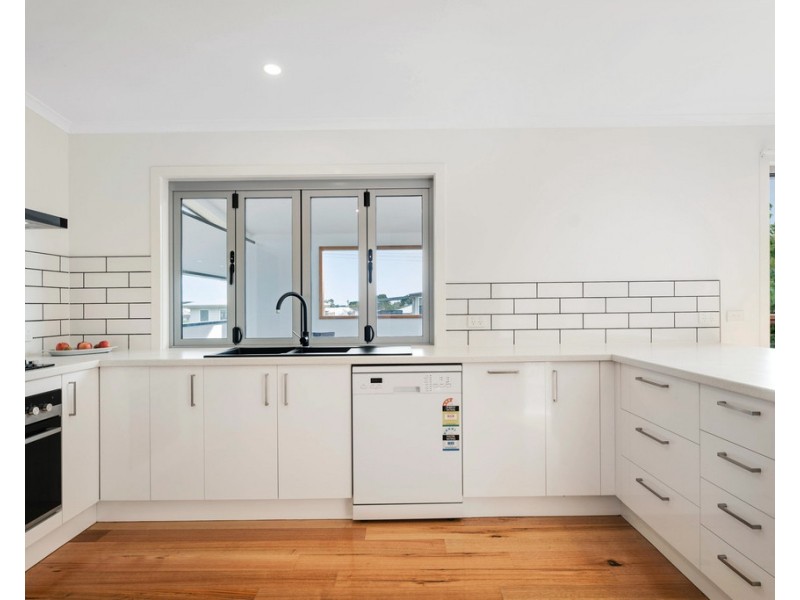 17 Seaspray Avenue, Cape Woolamai VIC 3925