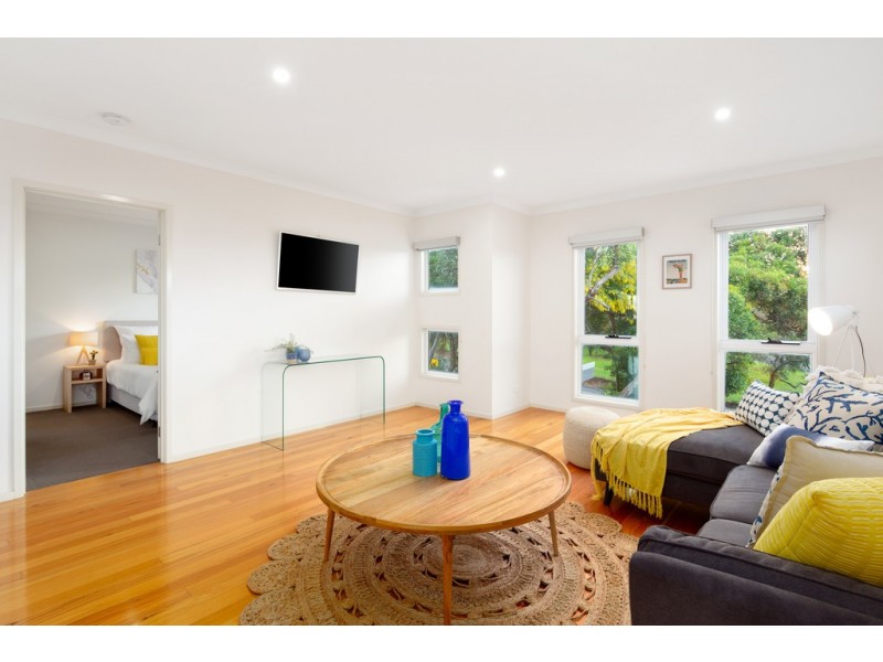 1A Dunvegan Cres, Surf Beach VIC 3922