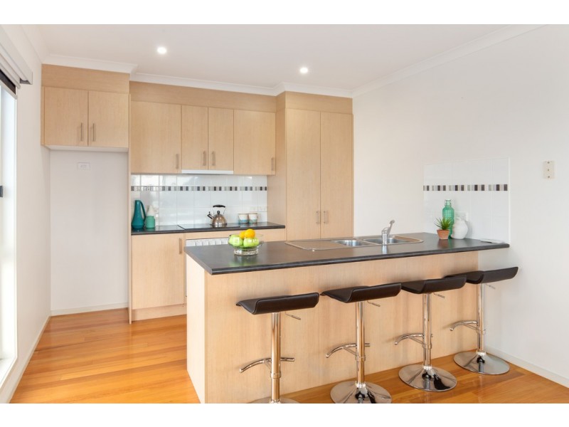 1A Dunvegan Cres, Surf Beach VIC 3922