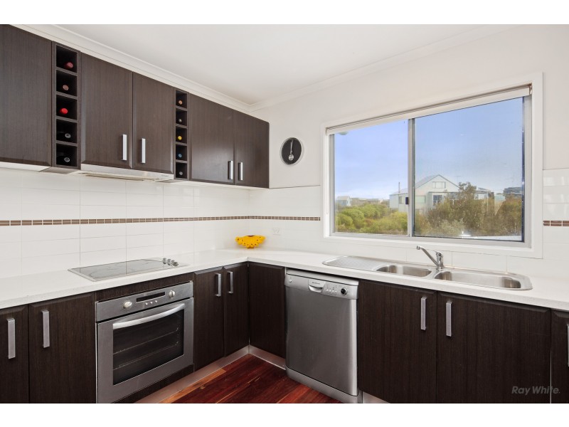 24 Stradbroke Crescent, Surf Beach VIC 3922
